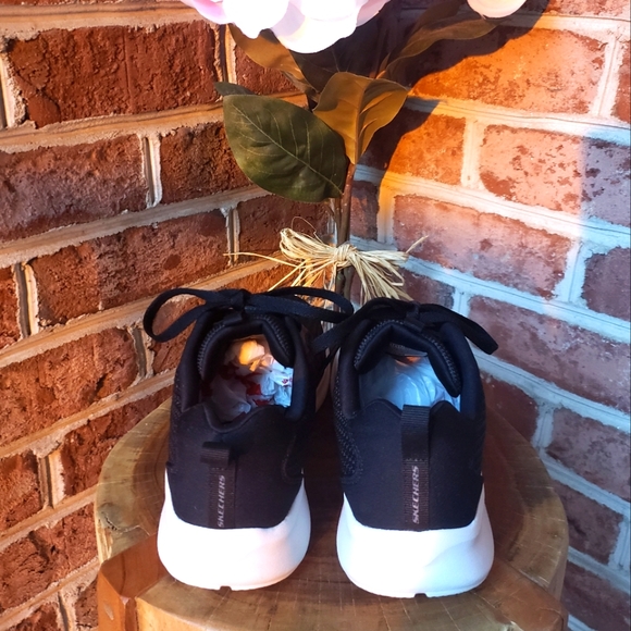 Skechers Black Memory Foam Sneakers - Picture 4 of 4